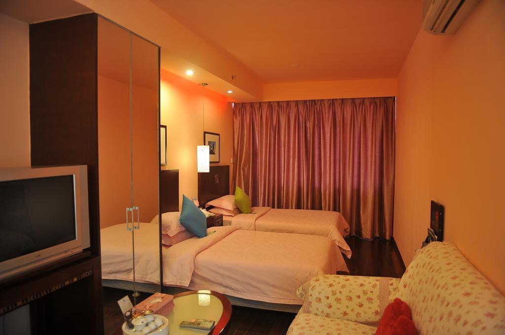 Chicago Suites International Shenzhen Room photo